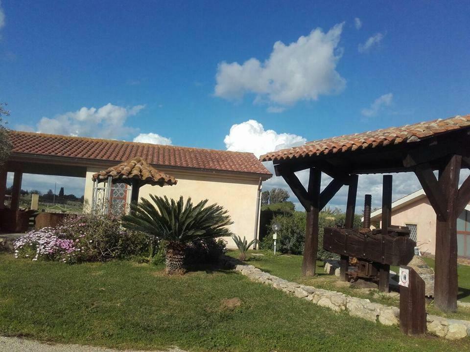 Agriturismo Sa Ruda Càbras Exterior foto